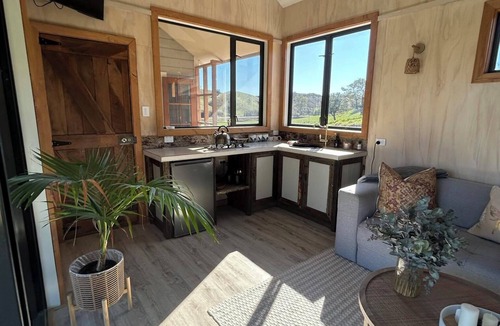 Ngatimoti House | Unique Cottage/Rural Retreat! surrounded in wildlife/close to Local attractions