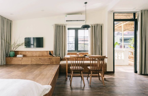 Lang Ha Hotel | UNIQUE Creative Apartment w ROOFTOP Garden