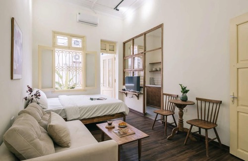 Lang Ha Hotel | UNIQUE Creative Apartment w ROOFTOP Garden