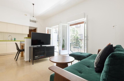 Tel Aviv Apartment | Unique Diznegoff by TLV2RENT