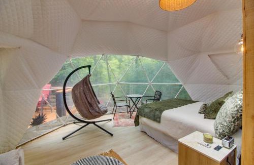 Sparta Apartment | Unique Dome Home w/Deck in Smoky Mountains