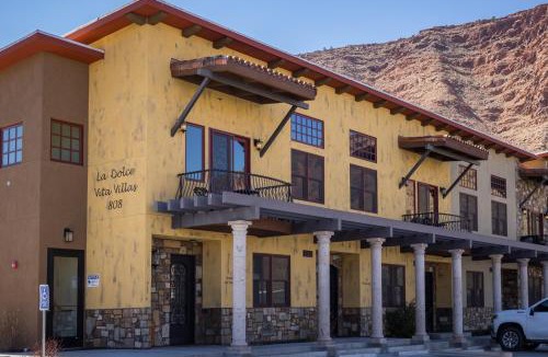 Moab Apartment | Unique Downtown Rental - La Dolce Vita Villas #5