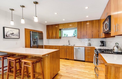 East Hampton North House | Unique East Hampton Vacation Oasis !