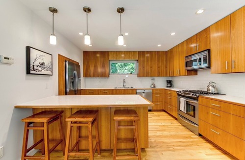 East Hampton North House | Unique East Hampton Vacation Oasis !