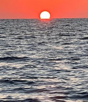 Poblats Maritims Boat Rental | Unique Experience in Sailboat! In The 4 Seasons!