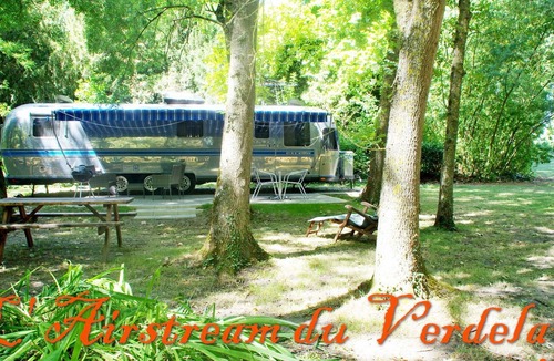 La Menitre Cottage | Unique getaway in a vintage Airstream in Anjou