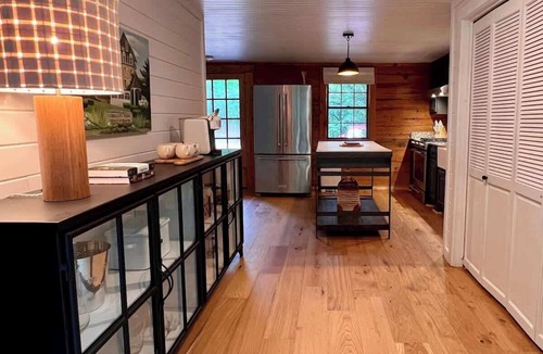 Eureka Springs Cabin | Unique Glass Cabin/Private Ozark Escape
