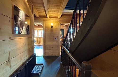 Villars-sur-Ollon Ski Chalet | Unique, High-design & Spacious 6-bedrooms Chalet in Villars centre!