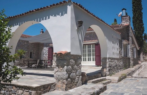 Mantoudi-Limni-Agia Anna House | Unique historical & charm full Estate with pool near the beach with yoga room