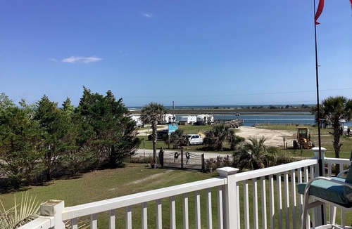 Shallotte House | Unique home and cottage directly across the street from intracoastal waterway