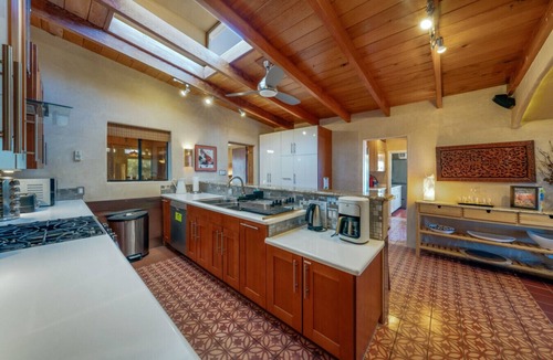 Tucson House | Unique Home/Private/5 BR 2 BA/Yoga/4 Acres