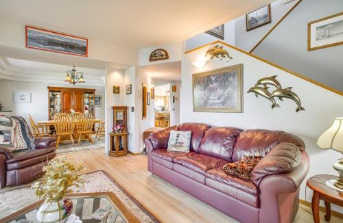 Sequim House | Unique Home w/Beautiful Mtn Views!