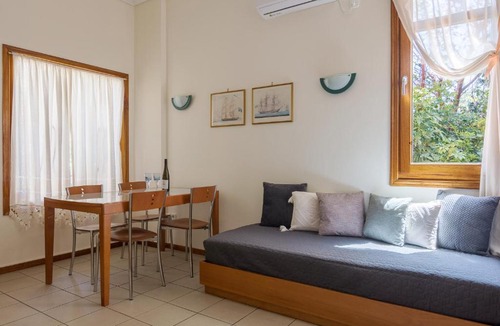 Glyfada Apartment | Unique house for 3 people