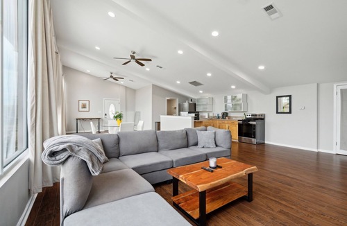 Pflugerville House | Unique Industrial Loft - Brand New!