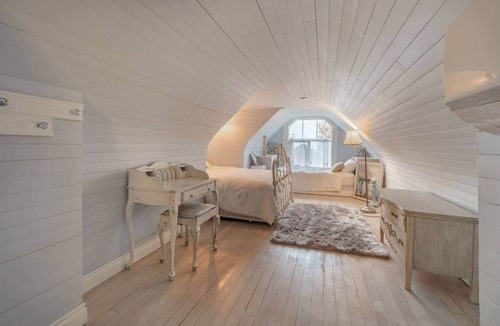 Chemainus Bed & Breakfast | Unique Island Ocean Room