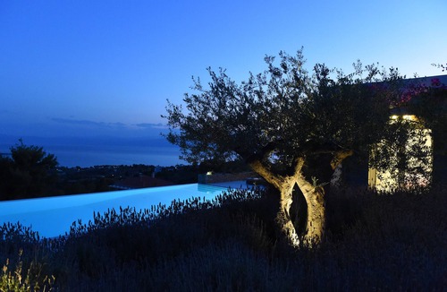 Kilada Villa | Unique location and stunning views. High standard with large pool