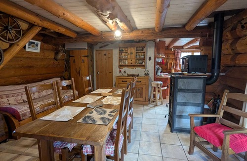 Le Tholy Cottage | Unique log house with balcony and terrace in the Vosges