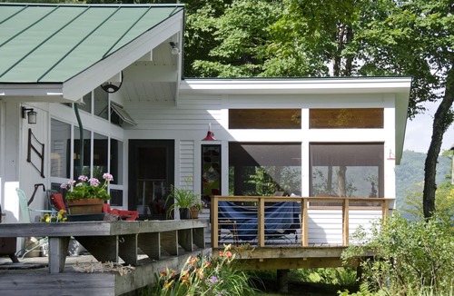 Mad River Valley House | Unique mountain side home 1 mile from Sugarbush Ski & Golf Resort