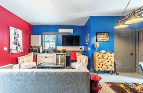 Urban Core Apartment | Unique Oasis in the Heart of Springfield!