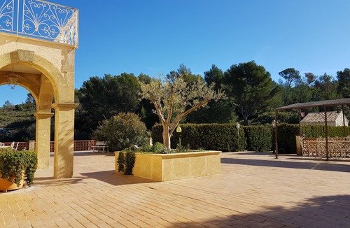 Septemes-les-Vallons Villa | Unique: Privatization of a manor house with swimming pool between Aix and Marseille