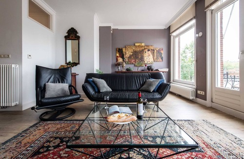 Canal Ring Apartment | UNIQUE Private Amstel River suite I 2BD (+ Private Bathrooms!) | Canal View