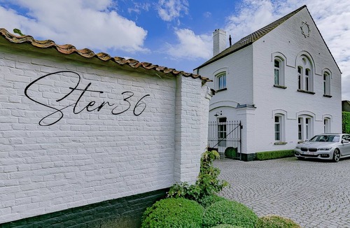 Koekelare Villa | Unique property, in an idyllic location with heated outdoor pool
