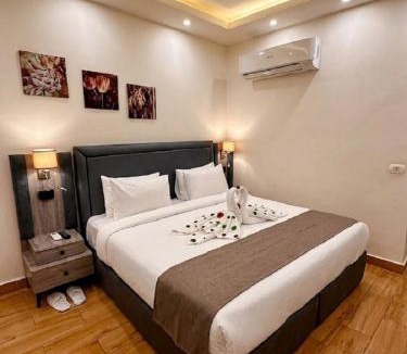 Al Haram Hotel | Unique pyramids hotel