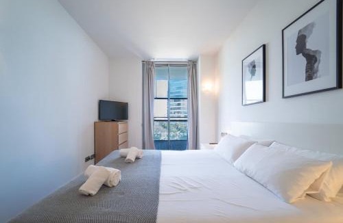 Diagonal Mar i el Front Maritim del Poblenou House | Unique Rentals-Seafront Luxe Suites