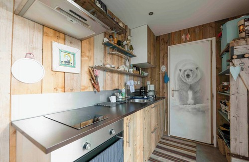 Flakstad House | Unique small cabin with sauna view in Lofoten