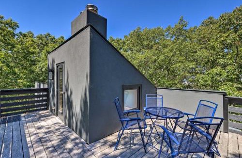 North Sea House | Unique Southampton Getaway w/Rooftop Deck!