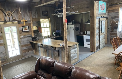 Scottsboro Cabin | Unique Sportsman's Lodge surrounded by North Sauty Waterfowl Refuge acres.