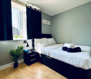 Elephant and Castle Apartment | Unique Studio Flat in City 1111
