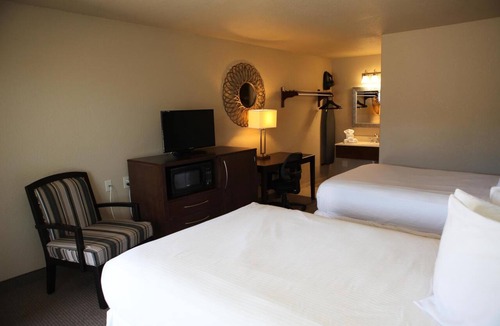 Charleston Hotel | Unique Suites Hotel