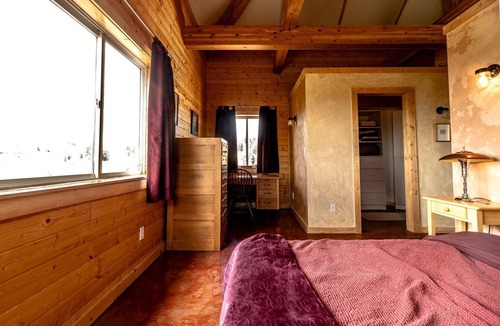 Tollgate Canyon House | Unique Tower Cabin Rental with Panoramic Views of Park City, Utah