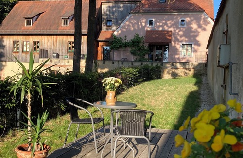 Sulzbach-Rosenberg Apartment | Unique Tower Apartment (Sulzbach Old Town)