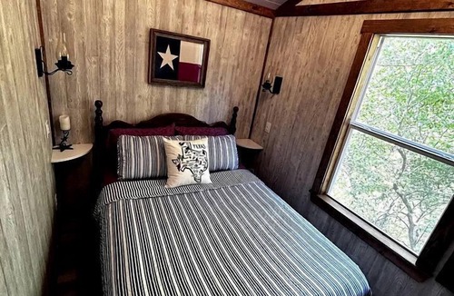 Rosston House | Unique Treehouse on Working Farm in Texas, Perfect for Rustic Weekends in Nature