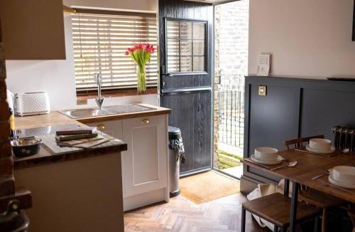 Shibden Apartment | Unique Victorian stable conversion Halifax