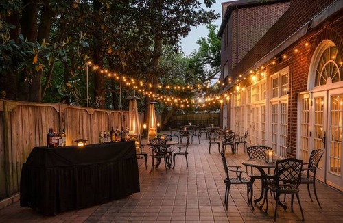 Historic District Hotel | Unique Victorian Stay | Steps from Waterfront | 0.1mi to State House