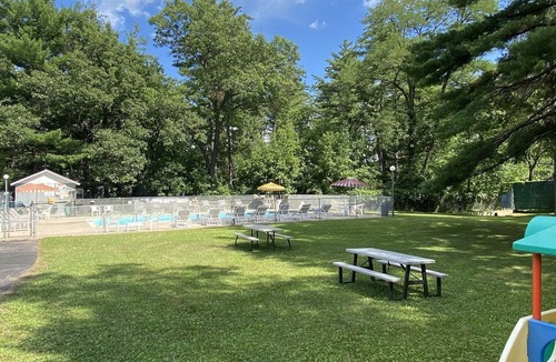 Lake Delton Hotel | Unique, Vintage, and updated motel!