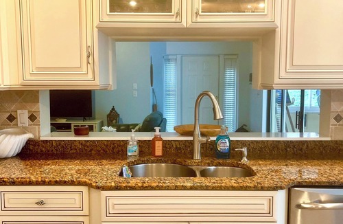 Jupiter House | Unique Waterfront 3/2.5 Home. Heated Pool/Boat Dock. Nice to Fish! Location 👌