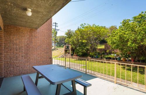 Narooma Apartment | Unit 1, 2b Harrington Road