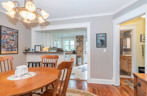 Petoskey House | Unit 1: Beautiful townhouse near to Petoskey shopping, restaurants and trails.