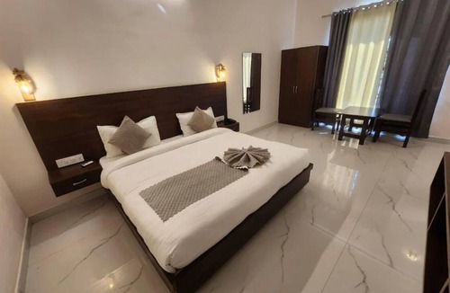 Bail Parao Apartment | Unit 1 - Corbett The Vedant