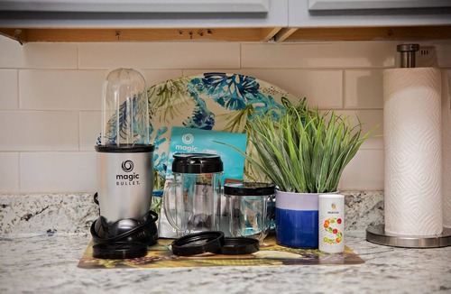 Bacliff Apartment | Unit 1 - Deja Blue bungalow is ready for you to relax and unwind