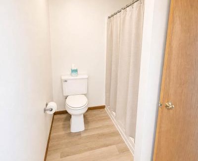 Wisconsin Dells Apartment | Unit 1 - Stand Rock Studios