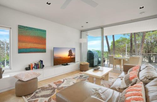 Rainbow Beach House | Unit 105 Plantation Resort Rainbow Beach