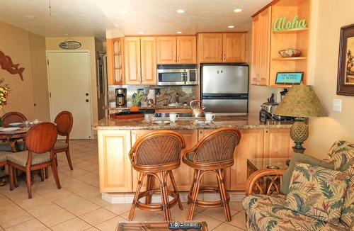 Honokowai Condo | Unit 108 breathtaking ocean view! discounted price!