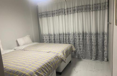 Warner Beach Apartment | Unit 113, Warnerdoone Flats