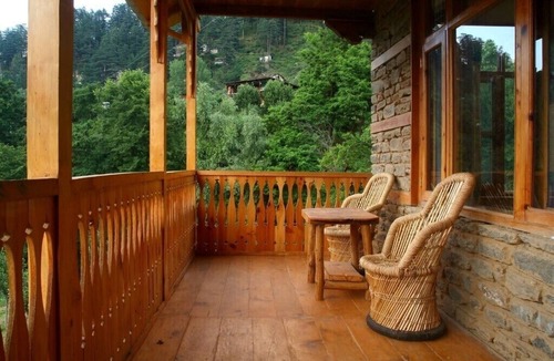 Naggar Bed & Breakfast | Unit 2 Himalayan Brothers Bed & Breakfast