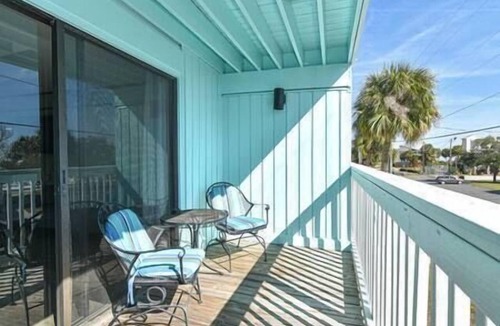 Cedar Key Apartment | Unit 225 Beautiful Cedar key